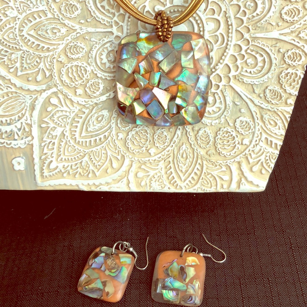 Necklace set